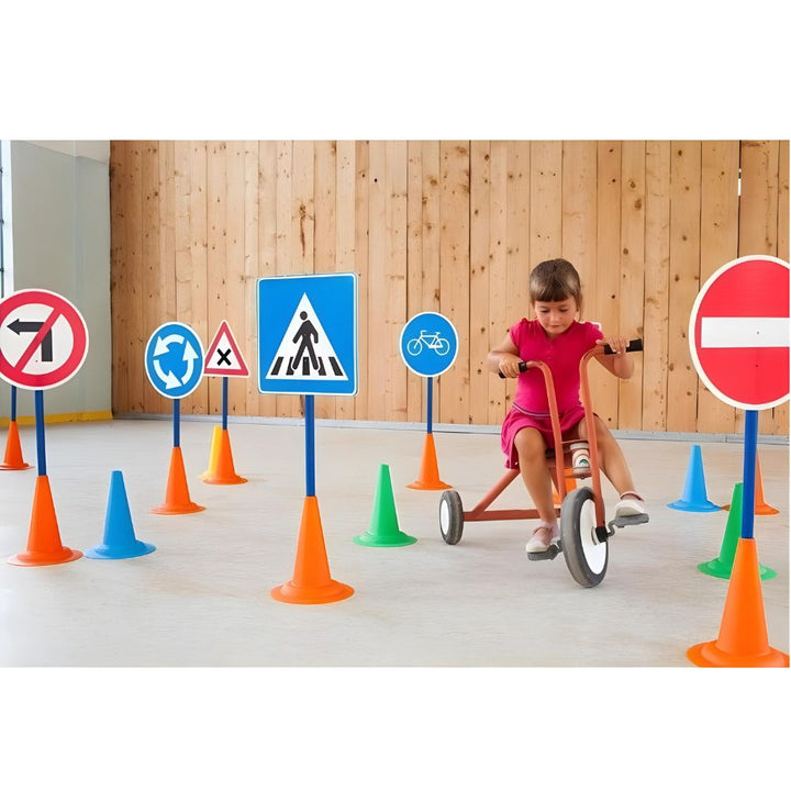 12 panneaux de circulation routière - 86cm