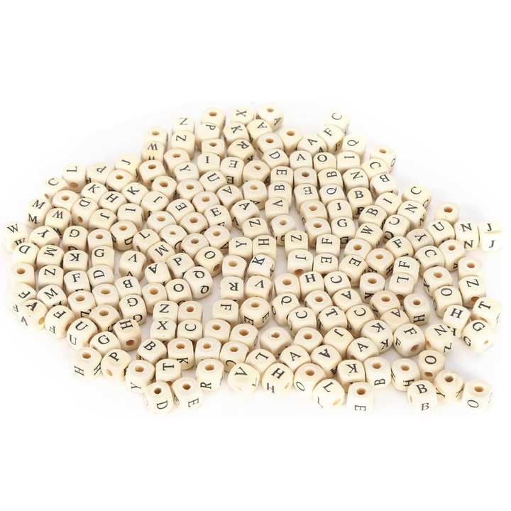 Sachet de 440 perles cube en bois alphabet 10 mm