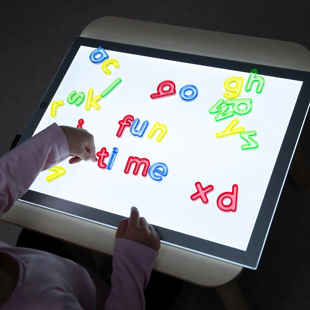 Baril des lettres translucides Minuscule -Eveil-Montessori Maroc