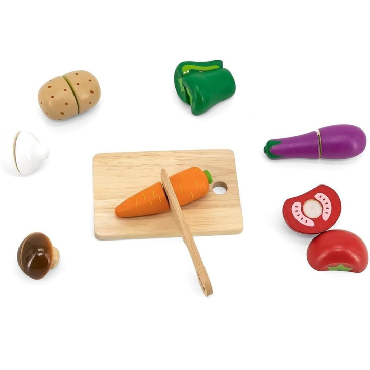 Légumes tranchés en bois