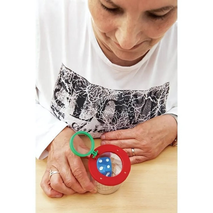 Boîte loupe à insectes