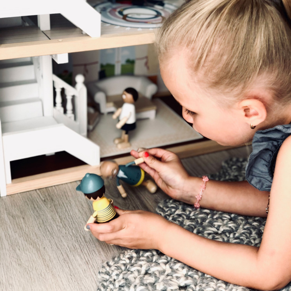 Famille de poupee en bois | EVEIL MONTESSORI