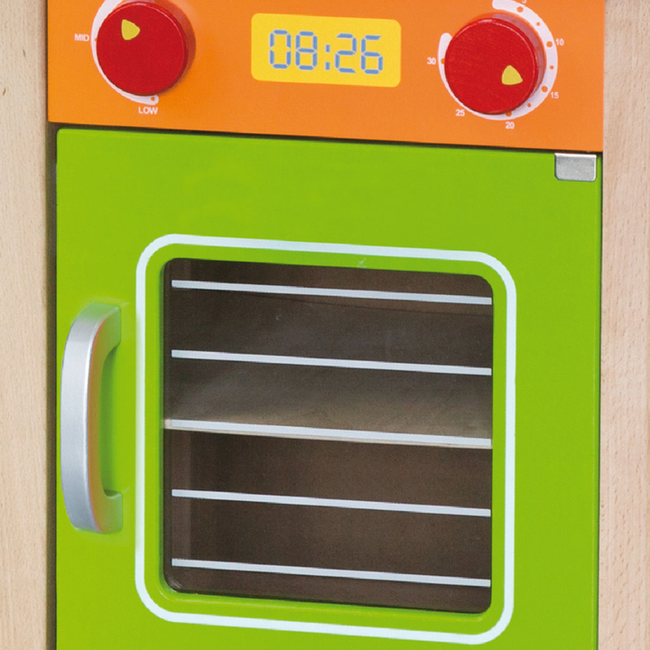 Jolie cuisine en bois avec accessoires