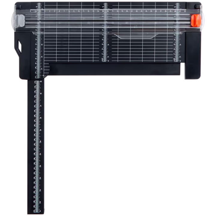 Massicot : appareil qui sert à couper des feuilles A3 et A4