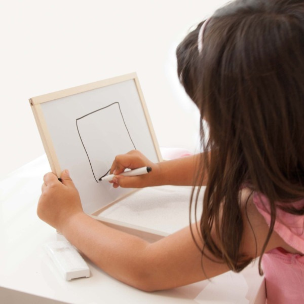 Set plateau et tableau multi-sensoriel de pré-écriture