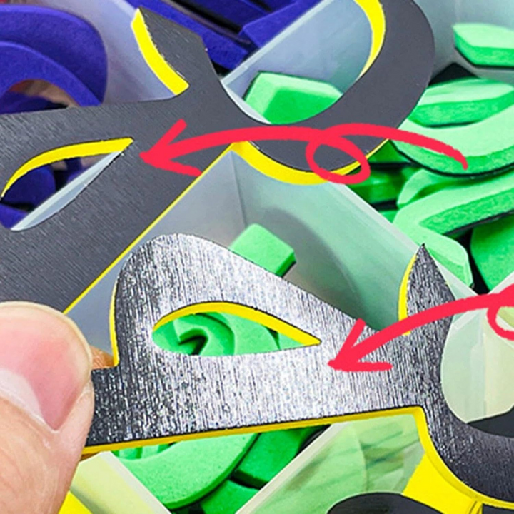 Boite alphabet arabe lettres magnétiques et tableau magnétique (avec feutre effaçable)