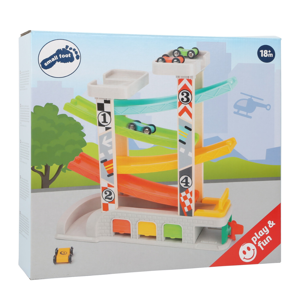 Circuit de course avec parking et garages