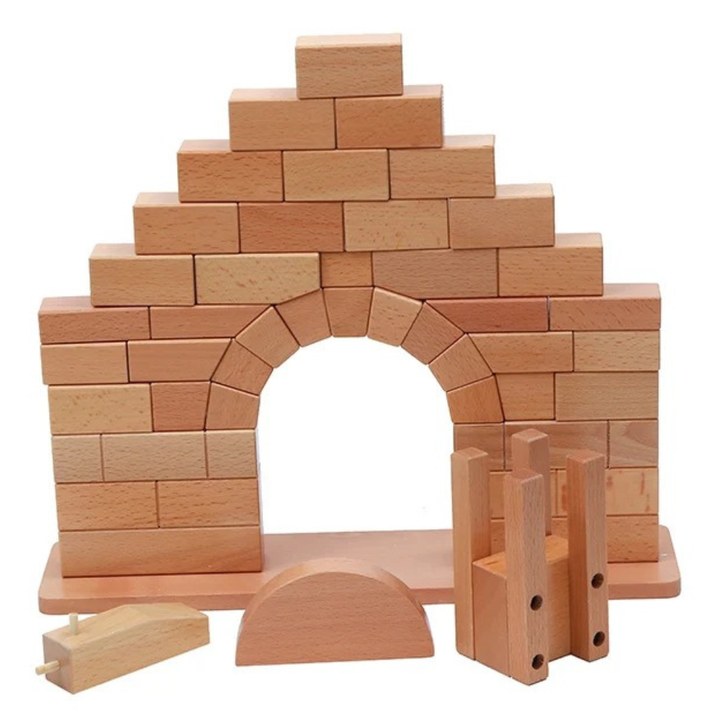 Arche romane en bois