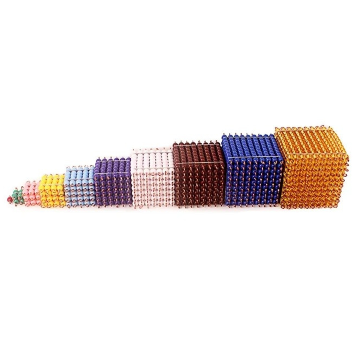 Cubes de perles colorées