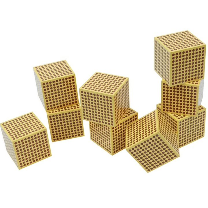 9 cubes de 1000