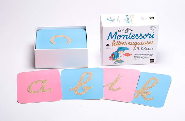 Le coffret Montessori des lettres rugueuses de Balthazar
