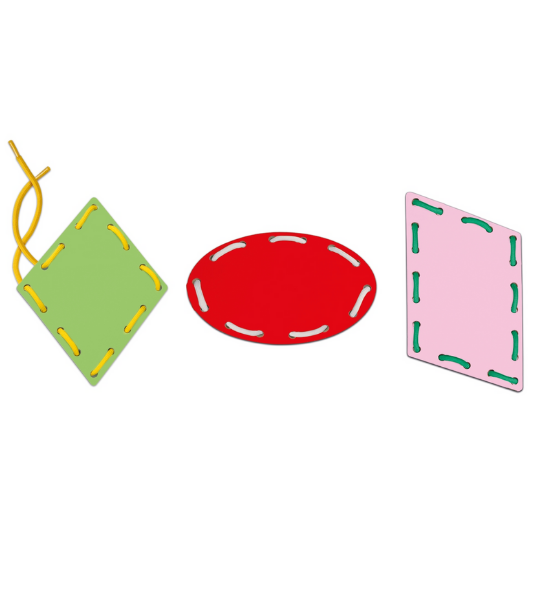 Montessori : des formes et des lacets