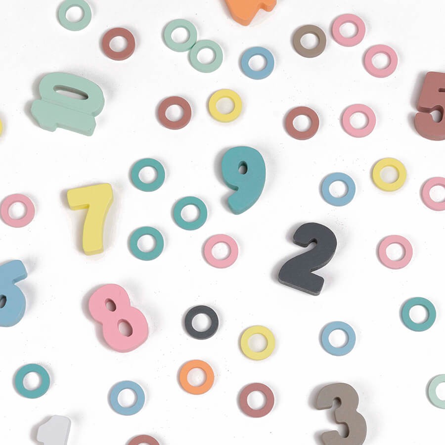 Puzzle de chiffres en bois