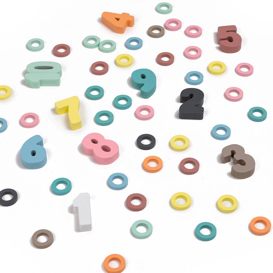 Puzzle de chiffres en bois