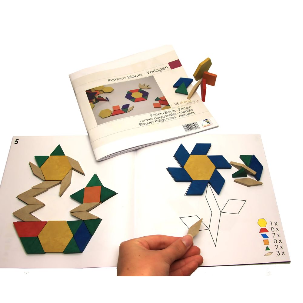 Fiches modèles autocorrectives pour mosaïques en bois - Eveil Montessori Maroc