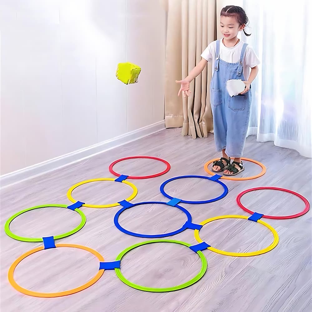 Jeu de la marelle avec anneaux colorés