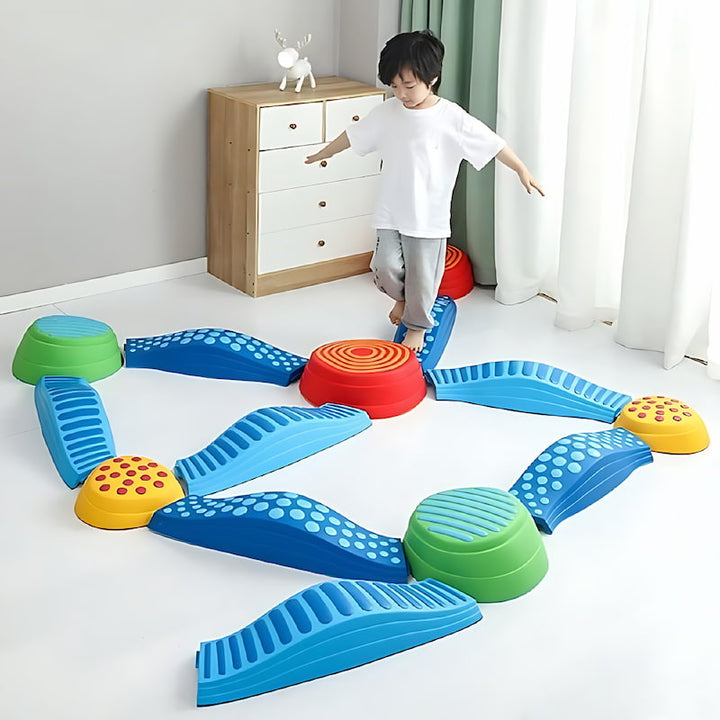 Parcours tactile avec pierres de rivière| EVEIL MONTESSORI