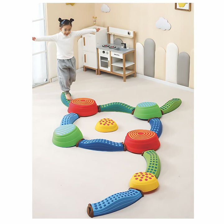 Parcours tactile avec pierres de rivière| EVEIL MONTESSORI