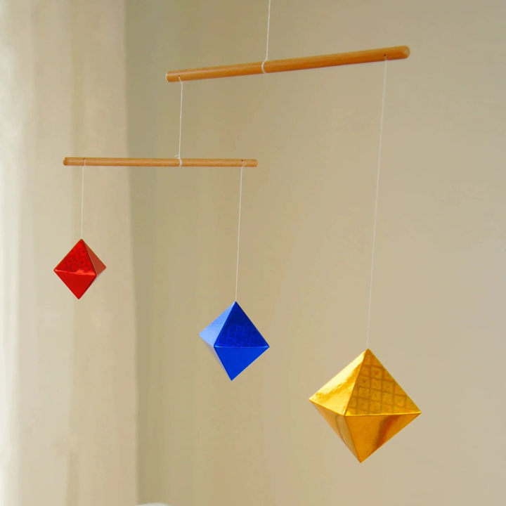 Mobile Montessori Des Octaèdres