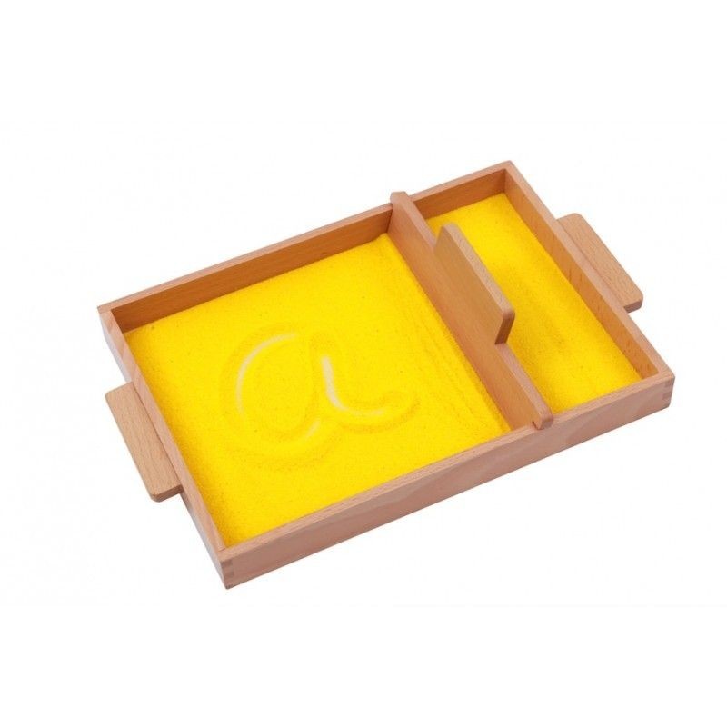 Plateau en bois de tracé dans le sable - Eveil Montessori Maroc
