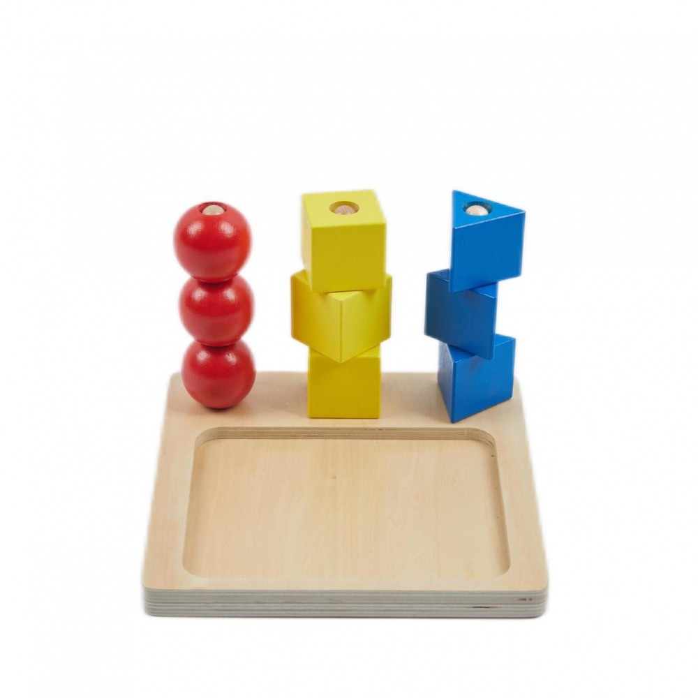 Formes colorées sur tiges - Eveil Montessori Maroc