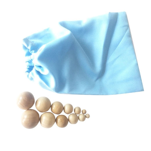 Sac mystère : même forme, différentes tailles - Eveil Montessori Maroc