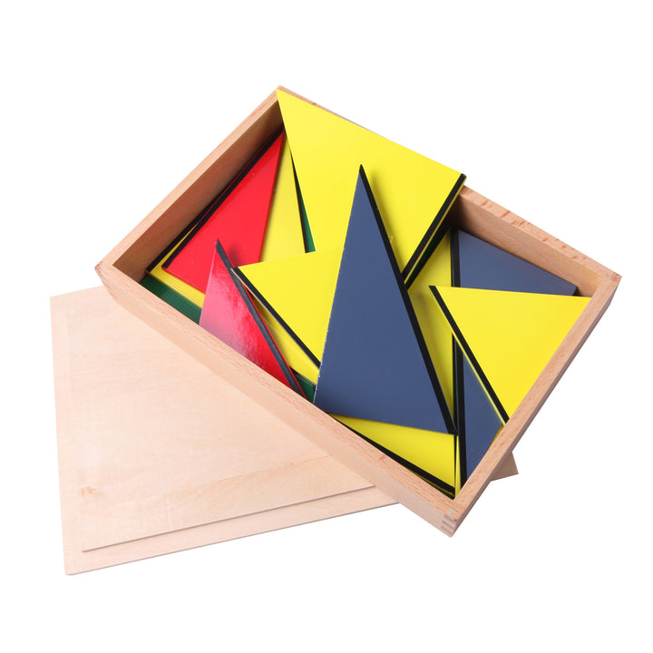 Triangles constructeurs colorés - Eveil Montessori Maroc