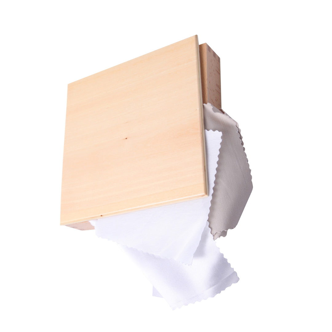 Boîte des tissus blancs - Eveil Montessori Maroc