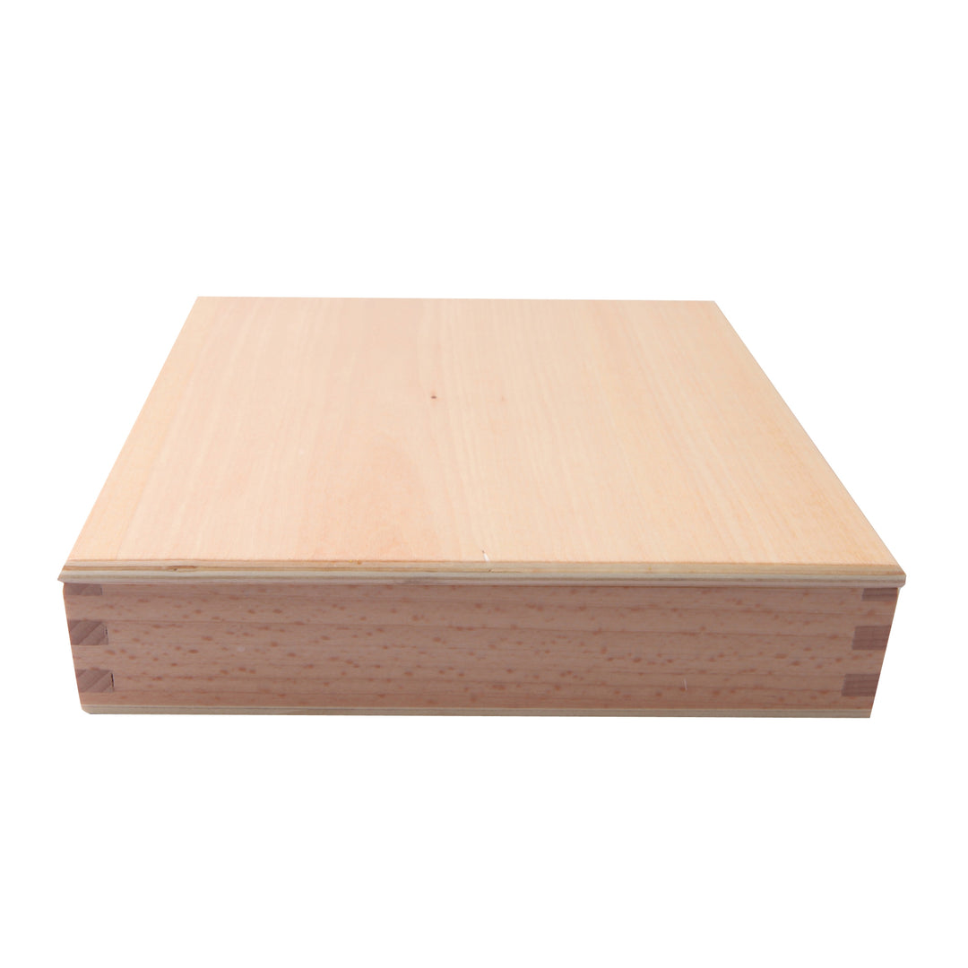 Boîte des tissus blancs - Eveil Montessori Maroc