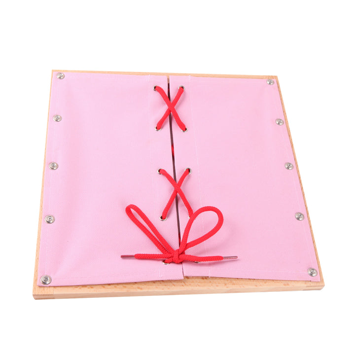 Cadre d'habillage à lacets - Eveil Montessori Maroc