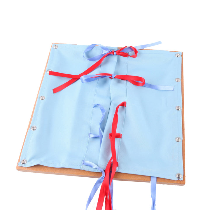 Cadre d'habillage à Rubans - Eveil Montessori Maroc