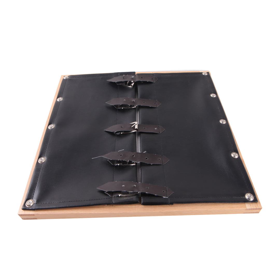 Cadre d'habillage des boucles en cuir - Eveil Montessori Maroc