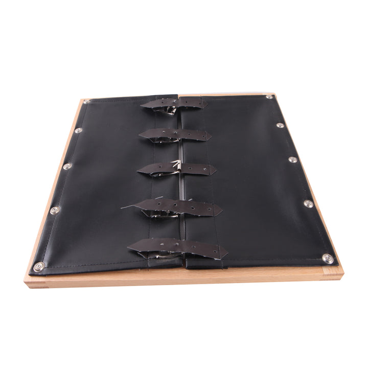 Cadre d'habillage des boucles en cuir - Eveil Montessori Maroc