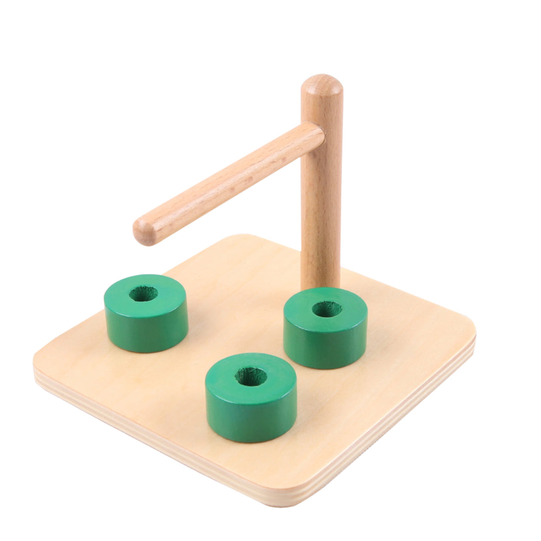 Anneaux sur tige horizontale - Eveil Montessori Maroc