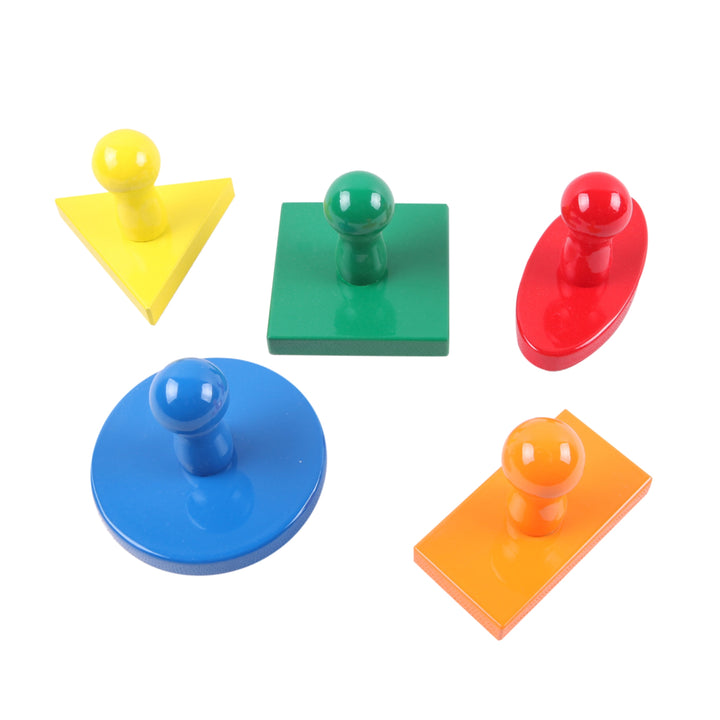 Puzzle de 5 formes avec gros bouton de préhension - Eveil Montessori Maroc