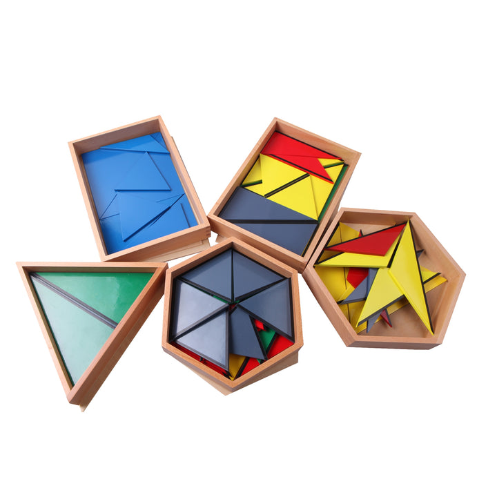 Triangles constructeurs colorés - Eveil Montessori Maroc