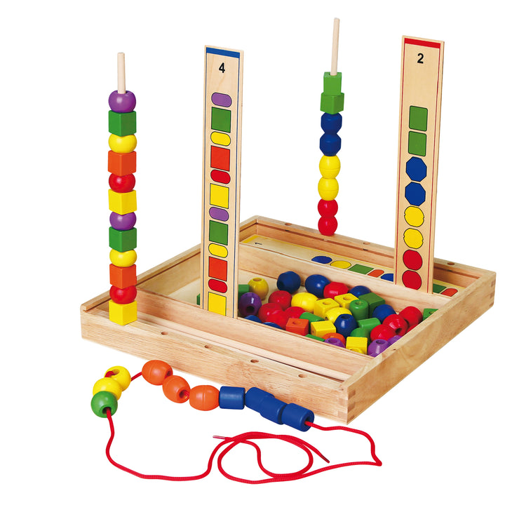 Jeu de perles en bois - Suivre L'ordre Des Codes Couleurs - Eveil Montessori Maroc