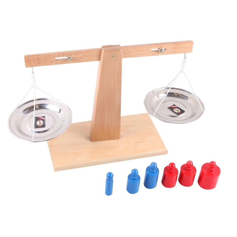 Balance en bois - Eveil Montessori Maroc