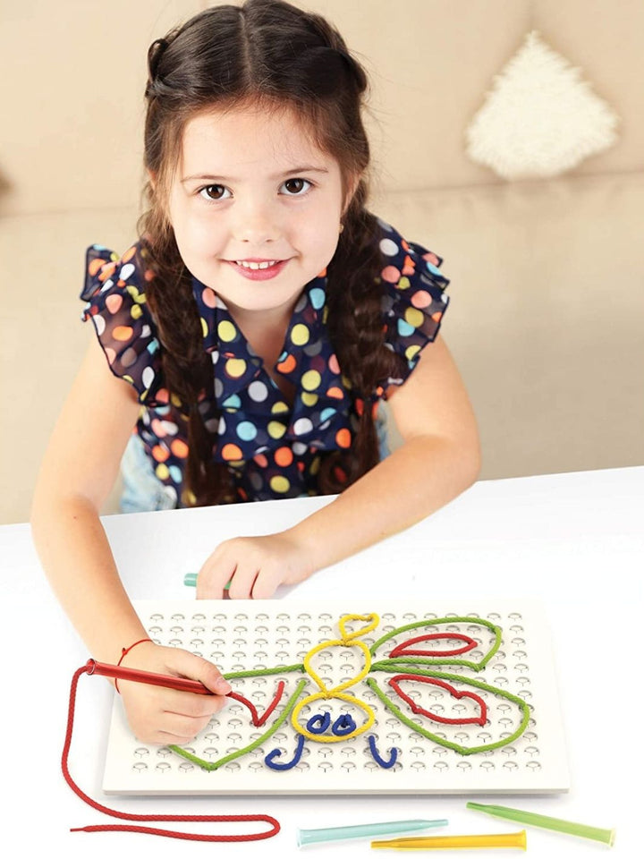 Tableau enfilage de fil - Eveil Montessori Maroc