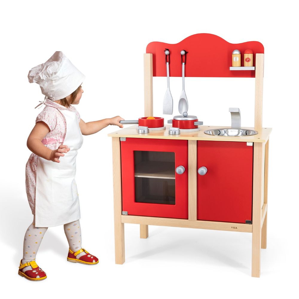 Cuisine rouge en bois avec accessoires - Eveil Montessori Maroc
