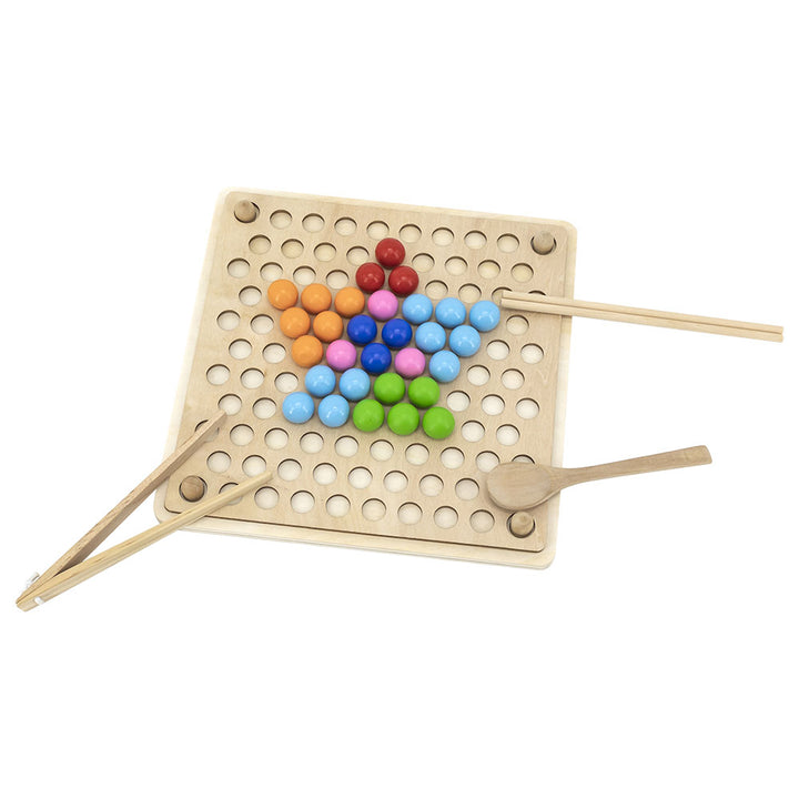 Correspondance des perles en bois avec modèles - Eveil Montessori Maroc