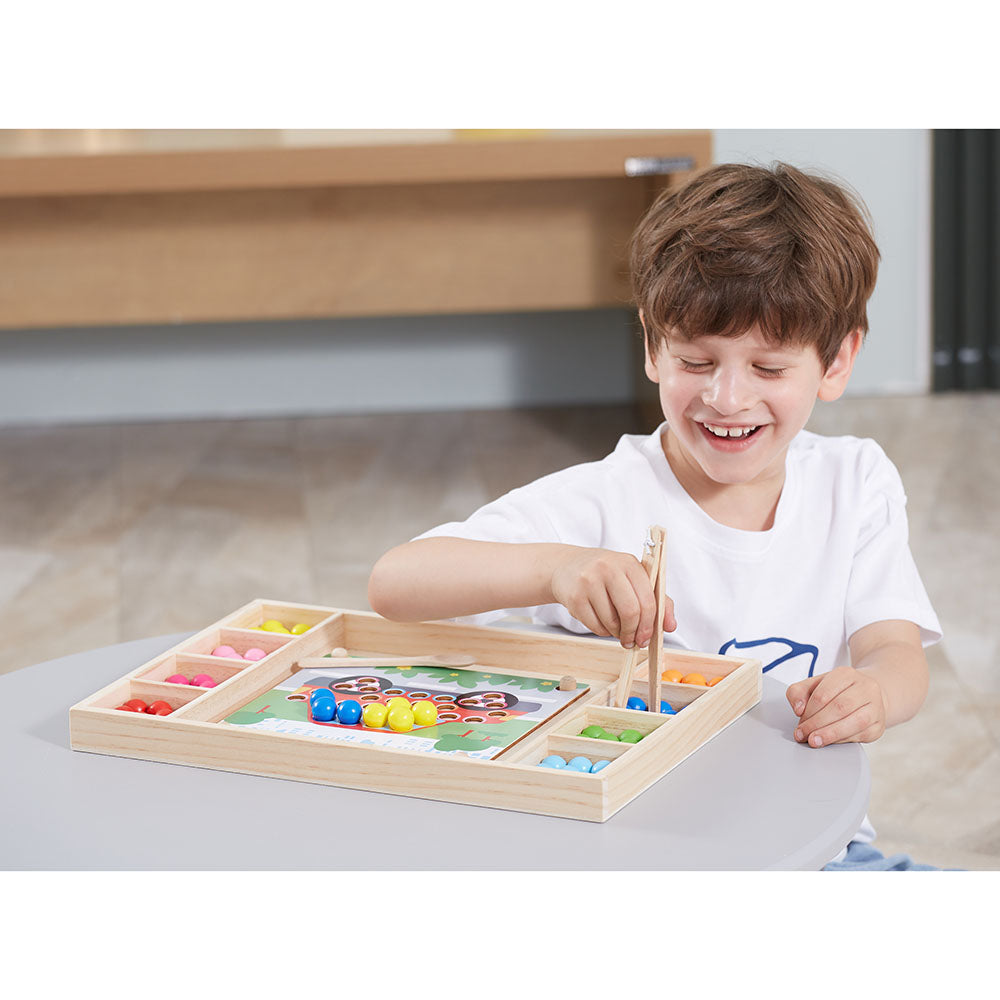 Correspondance des perles en bois avec modèles - Eveil Montessori Maroc