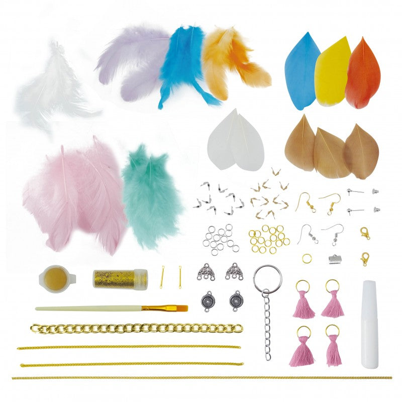 Bijoux plumes - Eveil Montessori Maroc