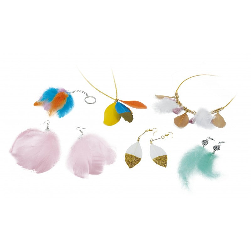 Bijoux plumes - Eveil Montessori Maroc