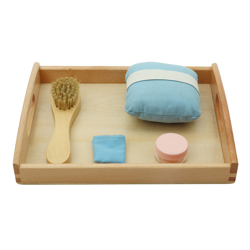 Cirer des chaussures - Eveil Montessori Maroc