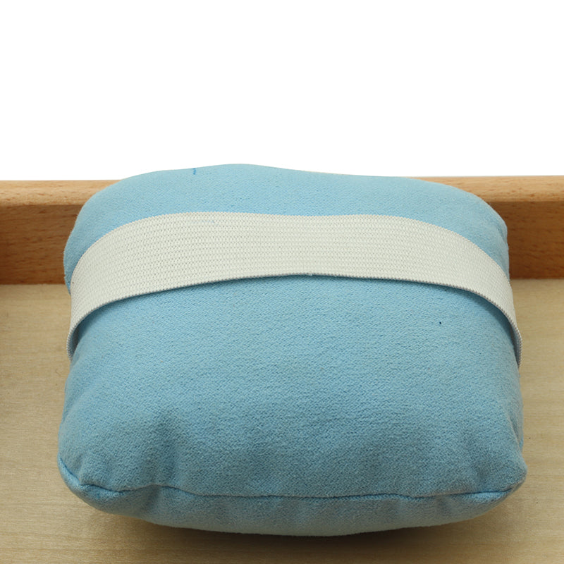 Cirer des chaussures - Eveil Montessori Maroc