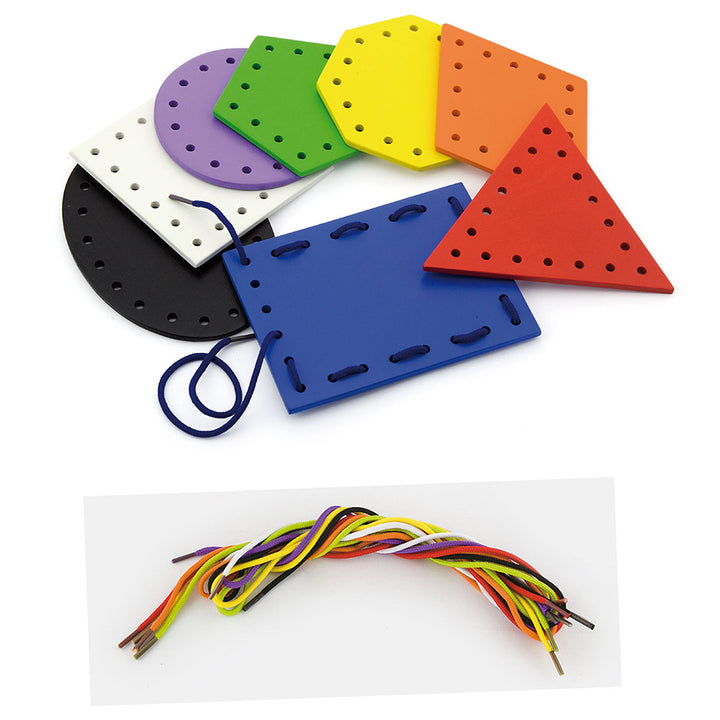 Formes géométriques à lacer, en bois - Eveil Montessori Maroc