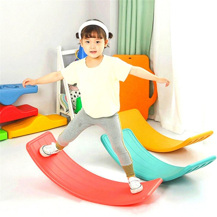 Planche d'équilibre - Eveil Montessori Maroc