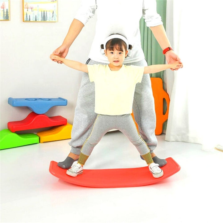 Planche d'équilibre - Eveil Montessori Maroc