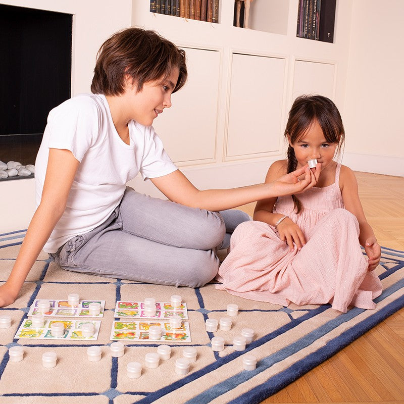 Le loto des odeurs - Eveil Montessori Maroc